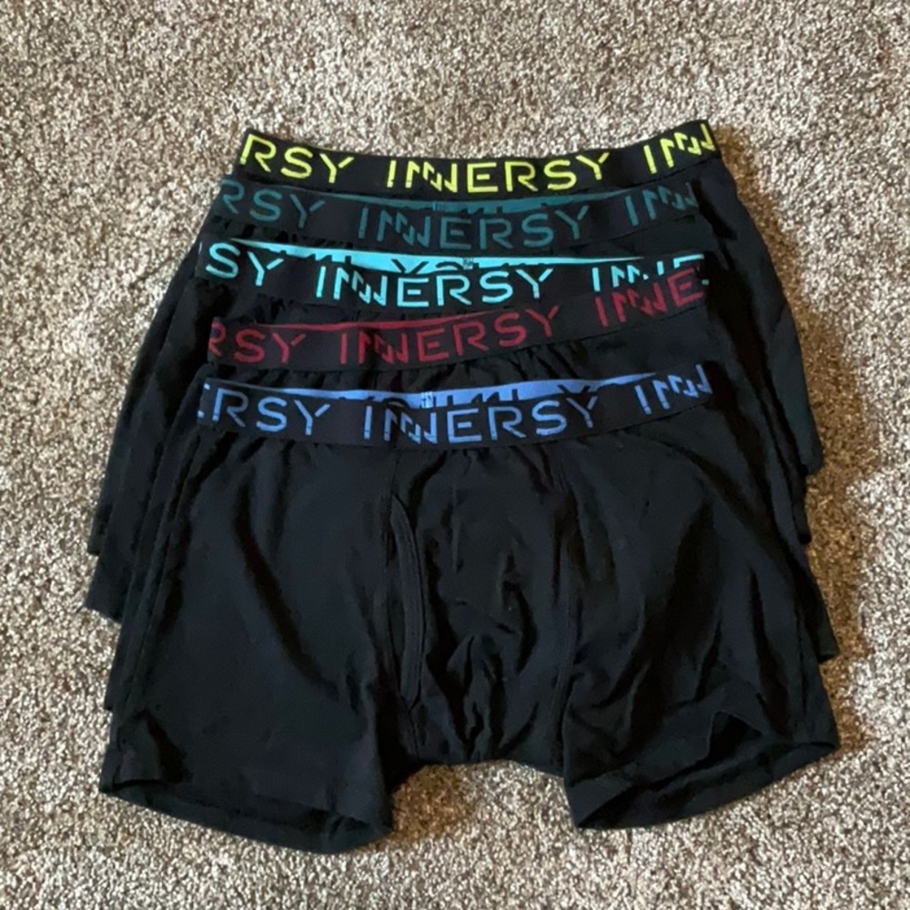 Five pair boys, boxer, brief size medium